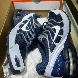 Nike Navy, White & Gray Air Cushion Running Shoes
